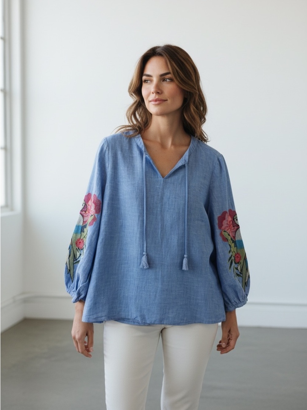 Chico's Light Blue Embroidered Tropical Parrot Floral 100% Cotton Blouse